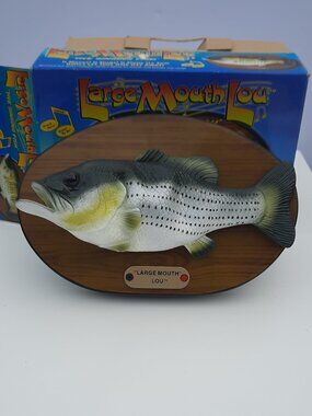 Large Mouth Lou Singing Fish Battery Operated Talking Toy Animals Theme (Rare)